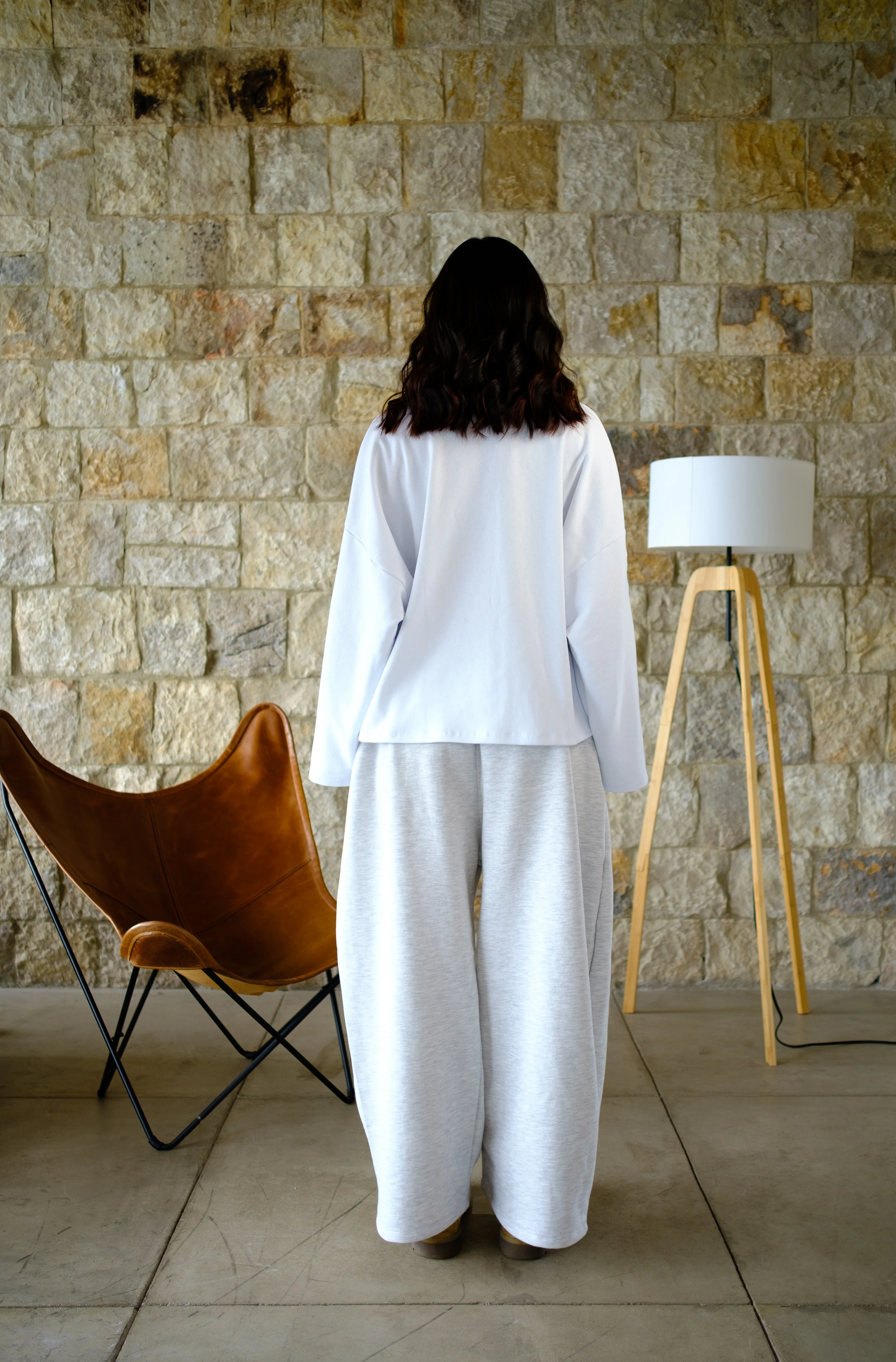 Basics V2 - Chalk long Sleeve - Image 3