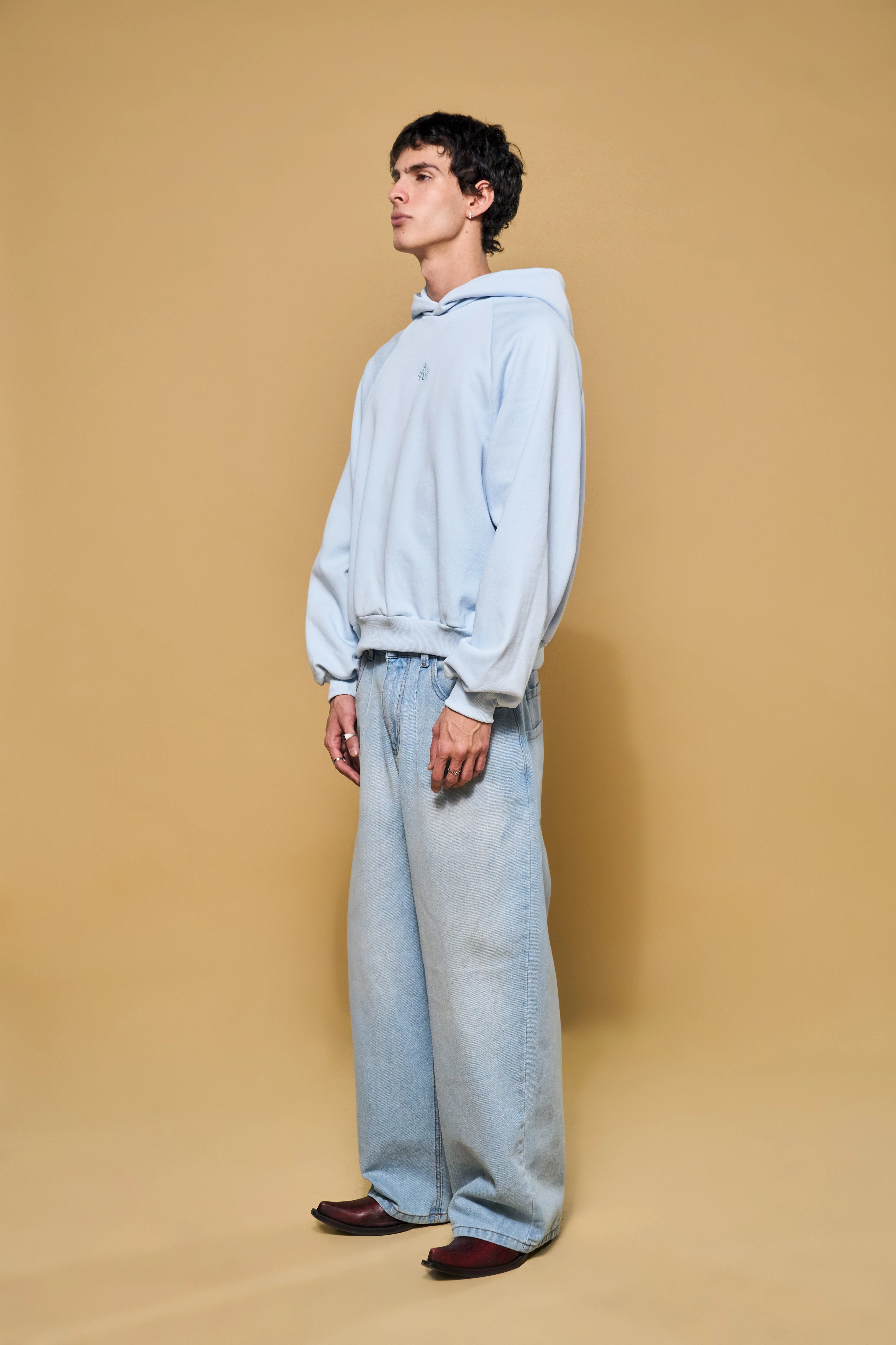 Basics V3 - Ciel Hoodie - Image 3