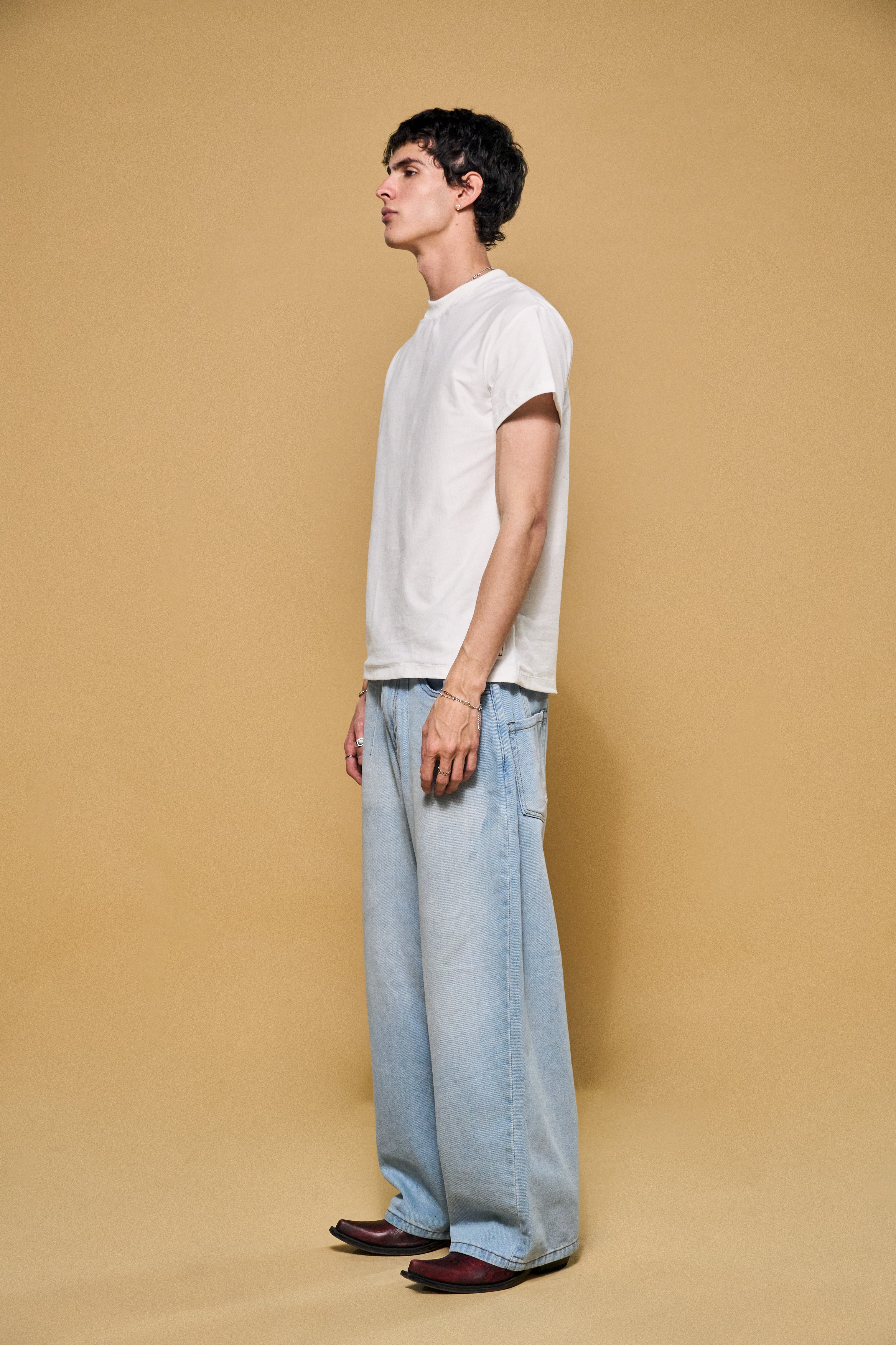 Basics V3 - Igor T-shirt - Image 3