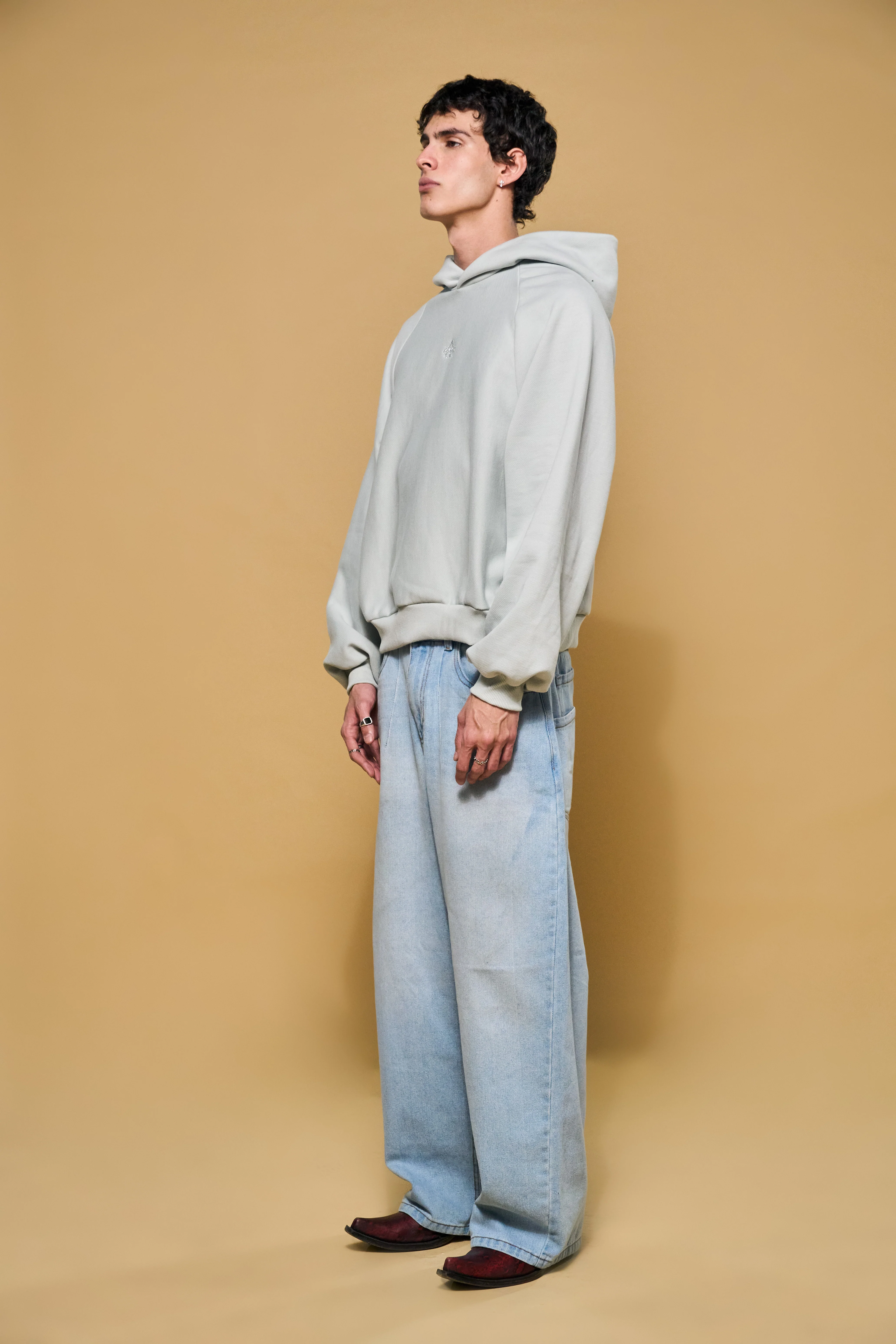 Basics V3 - Mousse Hoodie - Image 3