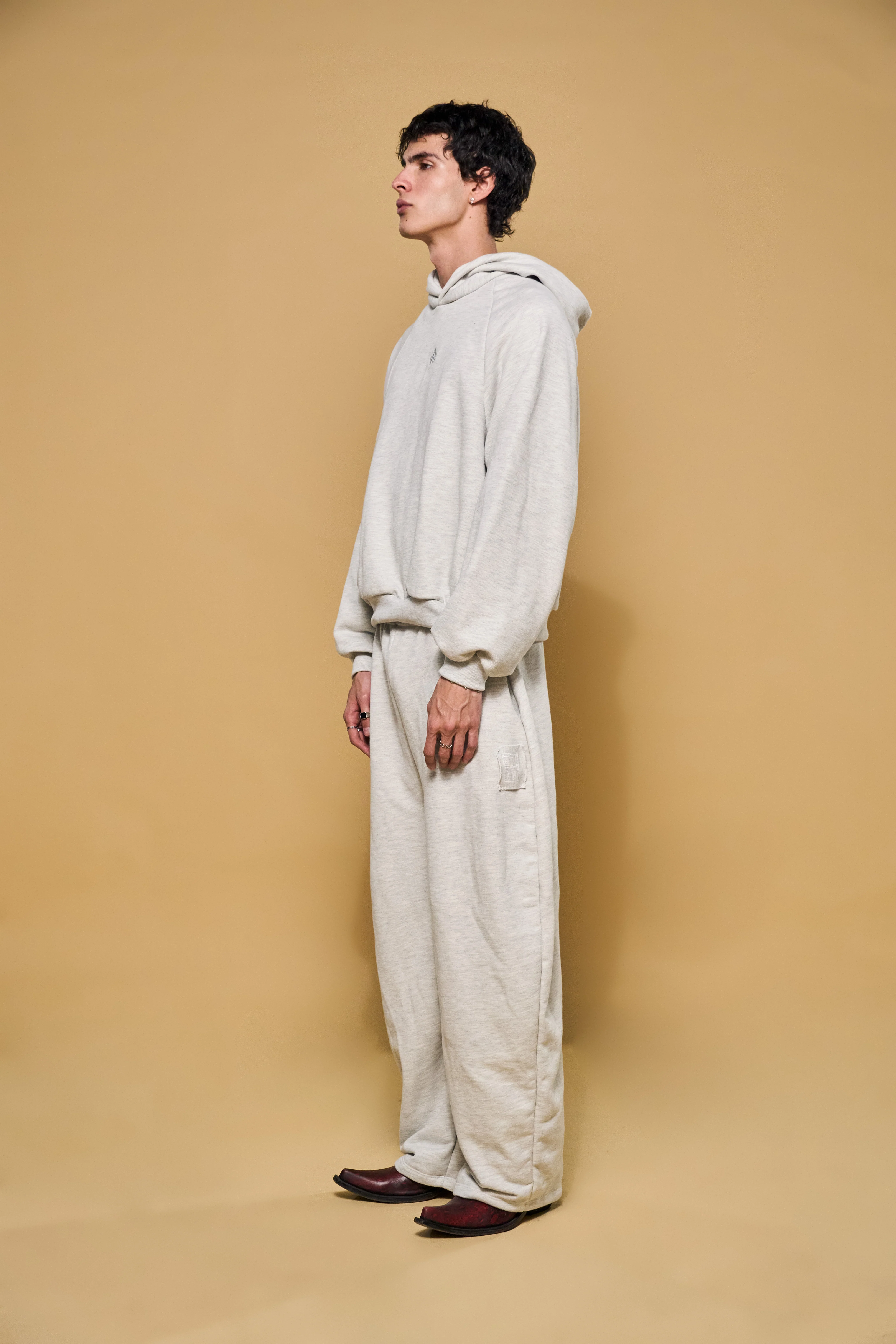Basics V3 - Thepra V3 Hoodie - Image 3